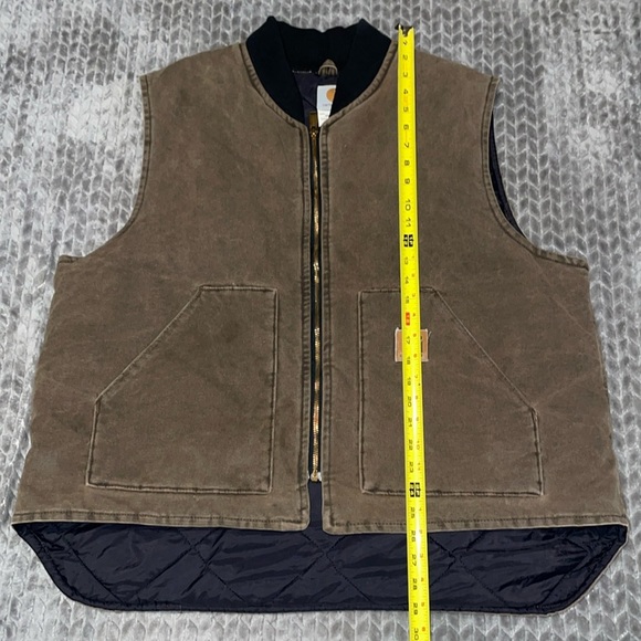 Vintage Carhartt Vest.  2 XL. Quilted and insulated lining. - Picture 3 of 6